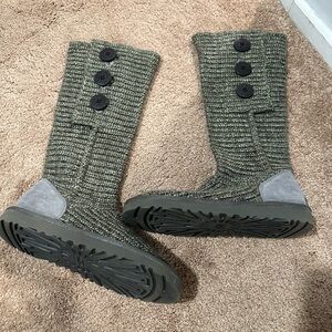 UGG Classic Candy - gray woven boots with buttons on side NEW without tags/box
